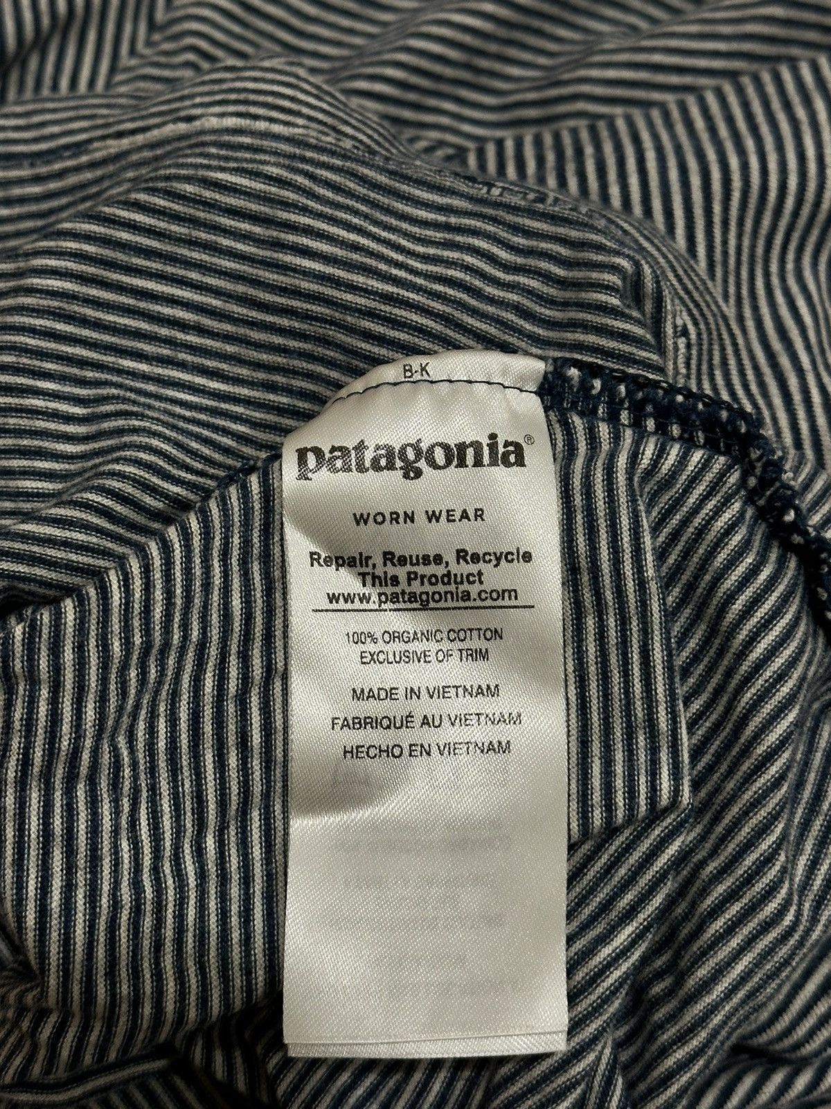 Patagonia Patagonia Pocket T Shirt Striped Navy Outdoor Size US M / EU 48-50 / 2 - 5 Thumbnail