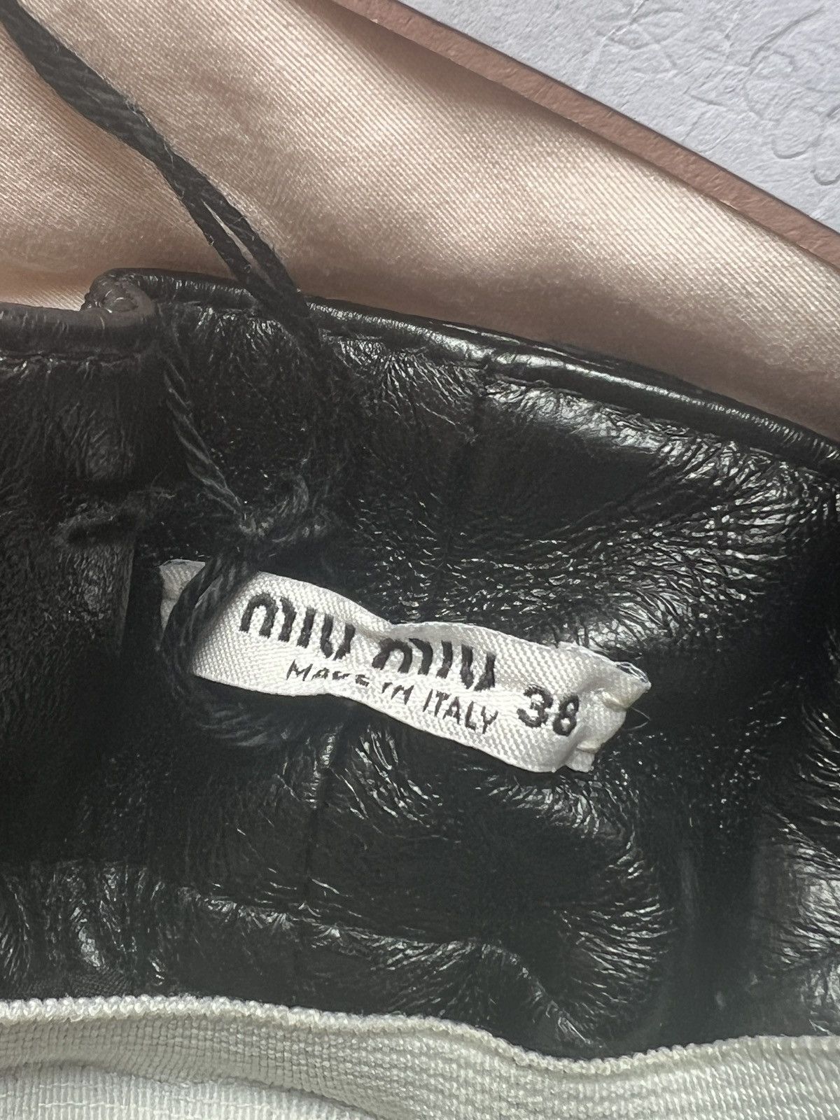 Miu Miu 🔥 Miu Miu paperbag waist leather shorts Size US 26 / EU 42 - 9 Thumbnail