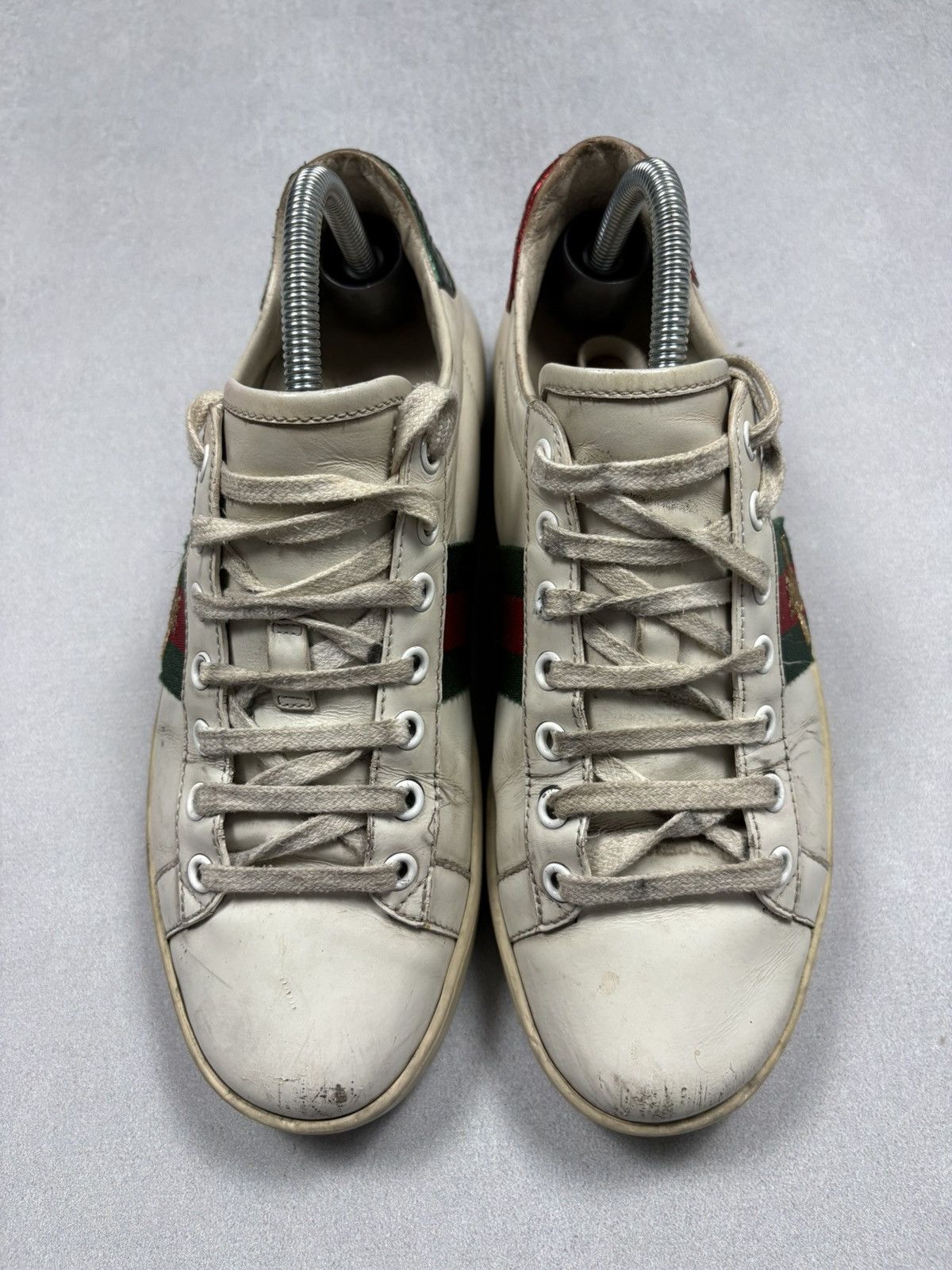 Gucci Gucci Ace Bee Leather Sneaker Embroidered Distressed Vintage Size US 7.5 / IT 37.5 - 2 Thumbnail