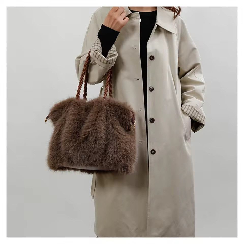 Other Faux Fur Large Plush Brown Shoulder Fluffy Designer Bag Size ONE SIZE - 7 Thumbnail