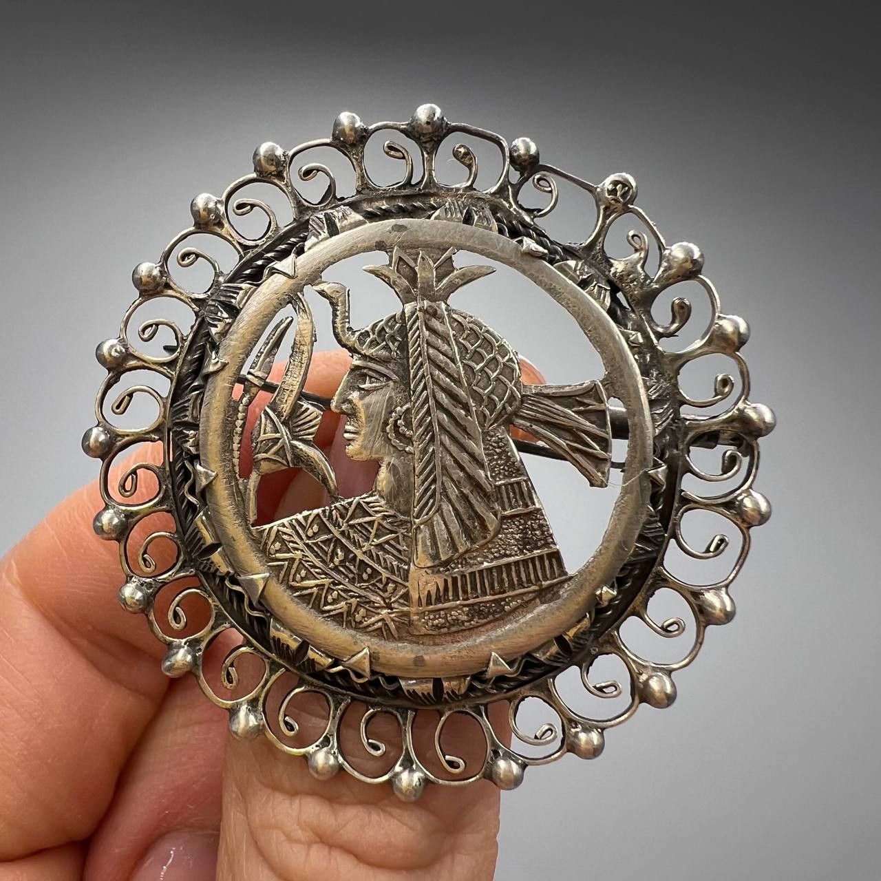 Vintage Vintage Brooch Pendant Carved Egyptian Pharaoh Silver 800 Size ONE SIZE - 6 Thumbnail