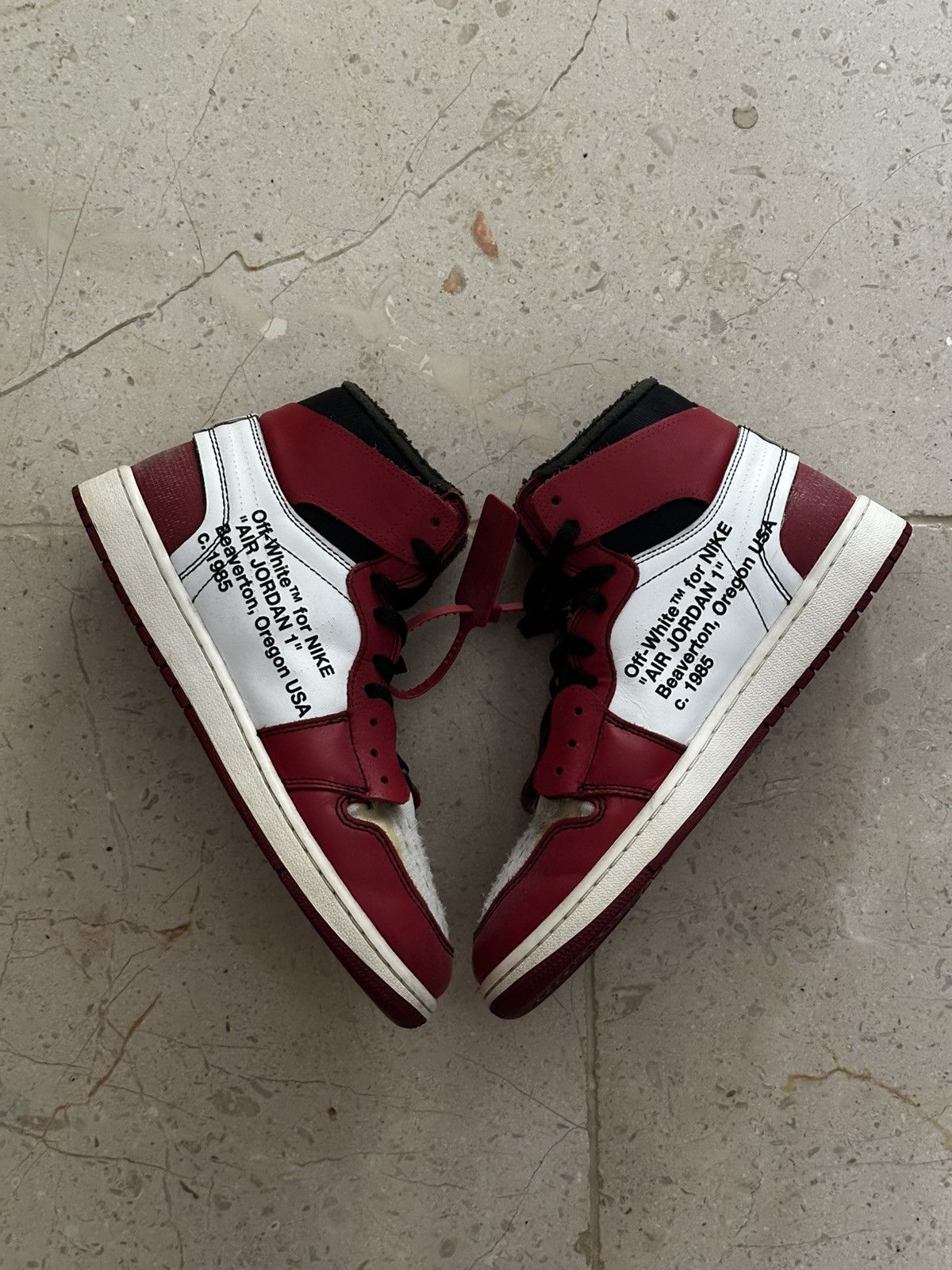 Jordan Brand × Off-White Jordan 1 Retro OG x Off White Chicago Size US 9.5 / EU 42-43 - 5 Thumbnail