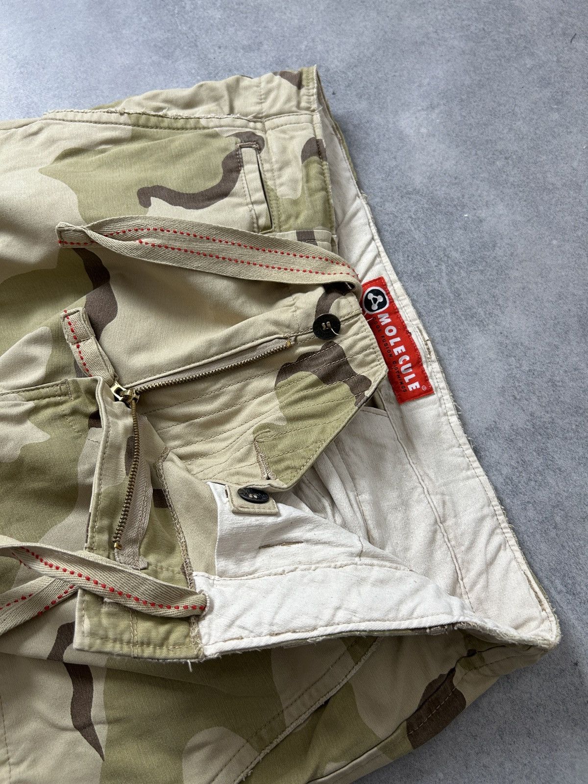 Japanese Brand Vintage Molecule Cargo Camo pants mens size Xl Size US 36 / EU 52 - 6 Thumbnail
