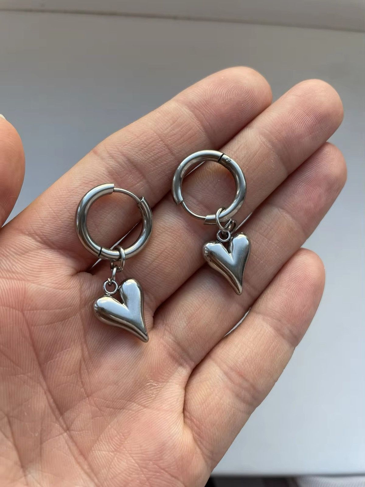 Vintage Punk Rock Love Heart Pendant Hoop Earrings (1pair) Size ONE SIZE - 5 Thumbnail