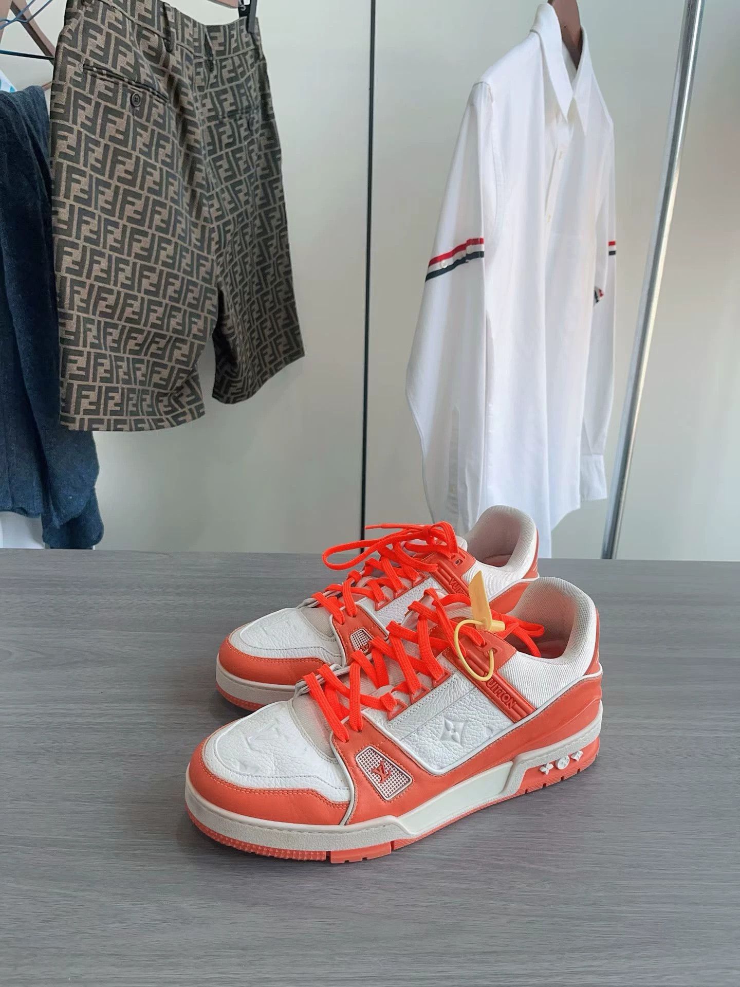 Louis Vuitton Louis Vuitton LV Trainer White Orange 42 EU - Like New Size US 9 / EU 42 - 2 Thumbnail