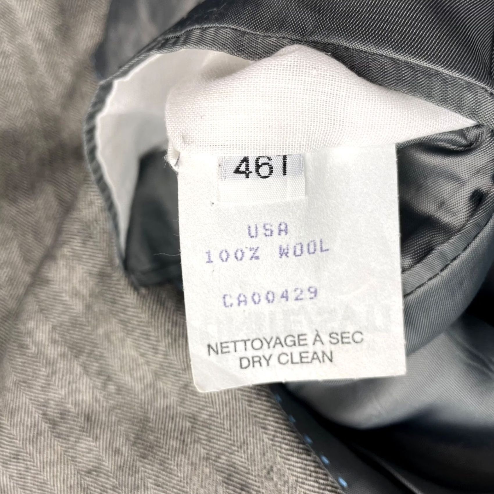 Peter Millar Peter Millar Blazer Jacket Mens 100% Wool Gray Herringbone 2-Button Long 46 L Notch Lapel Mens Size 46R - 7 Thumbnail