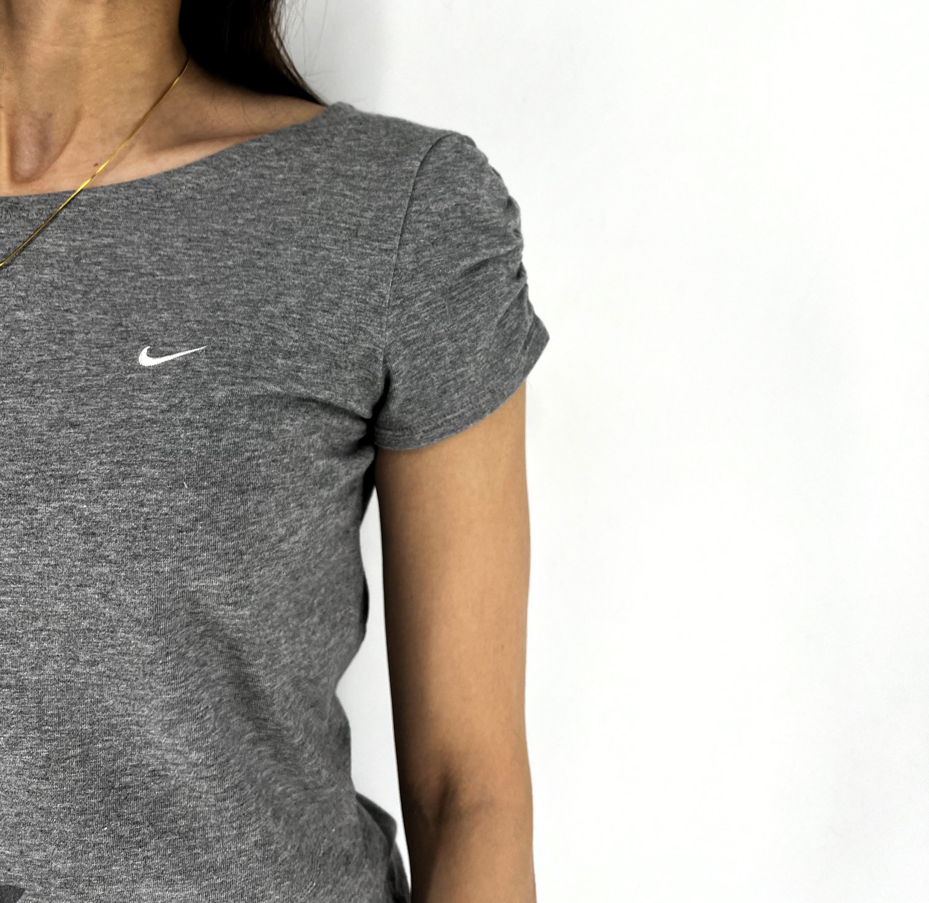 Nike Vintage 90s Nike Big Logo Faded T-shirt Streetwear Style Size M / US 6-8 / IT 42-44 - 6 Thumbnail