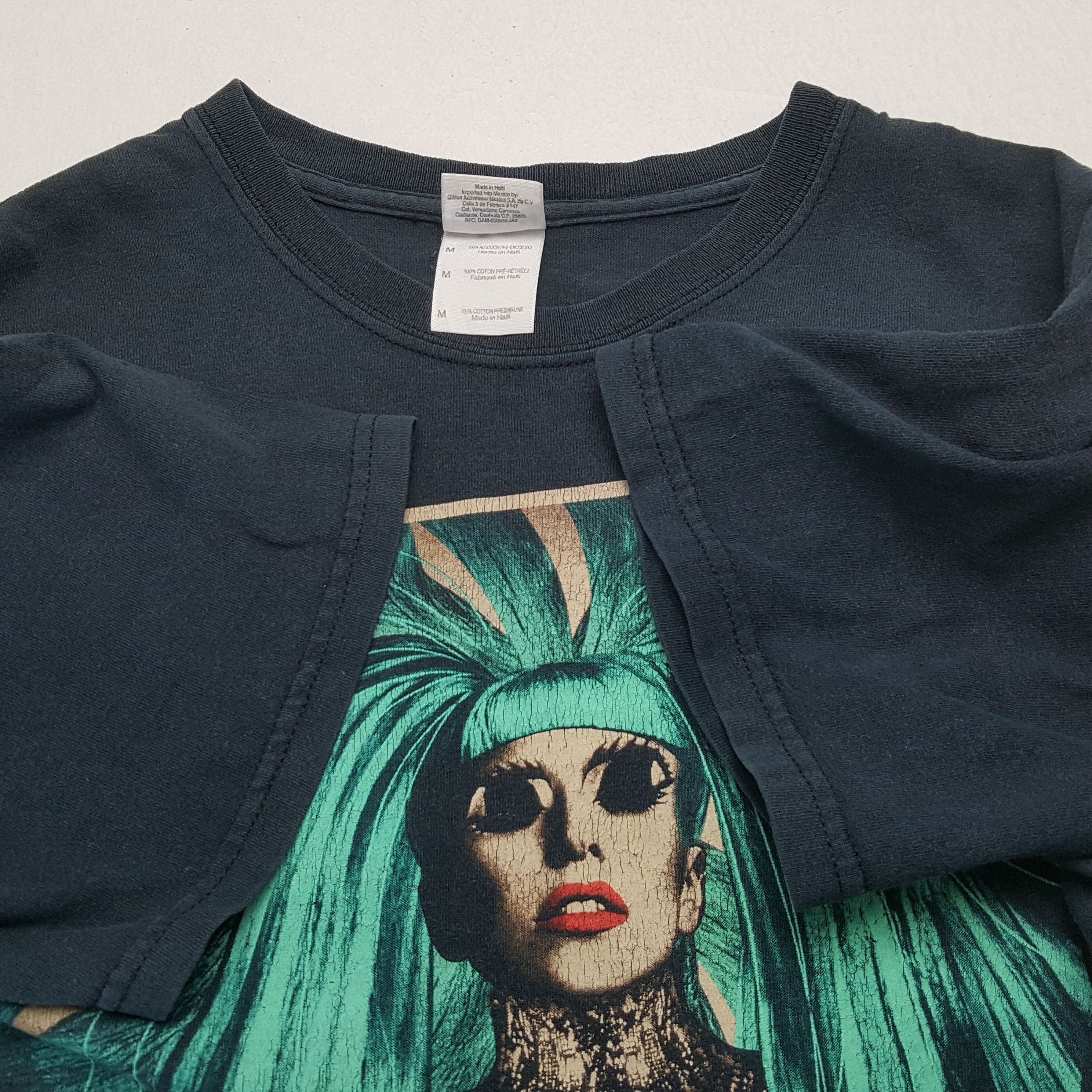 Band Tees × Vintage LADY GAGA American Singer Music Tour Tshirt Size US M / EU 48-50 / 2 - 8 Thumbnail