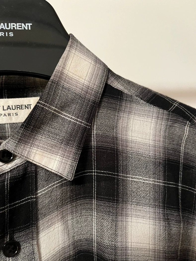 Yves Saint Laurent Saint LaruentBlack and white plaid shirt 2502-Nextarrow Size US XXS / EU 40 - 5 Thumbnail