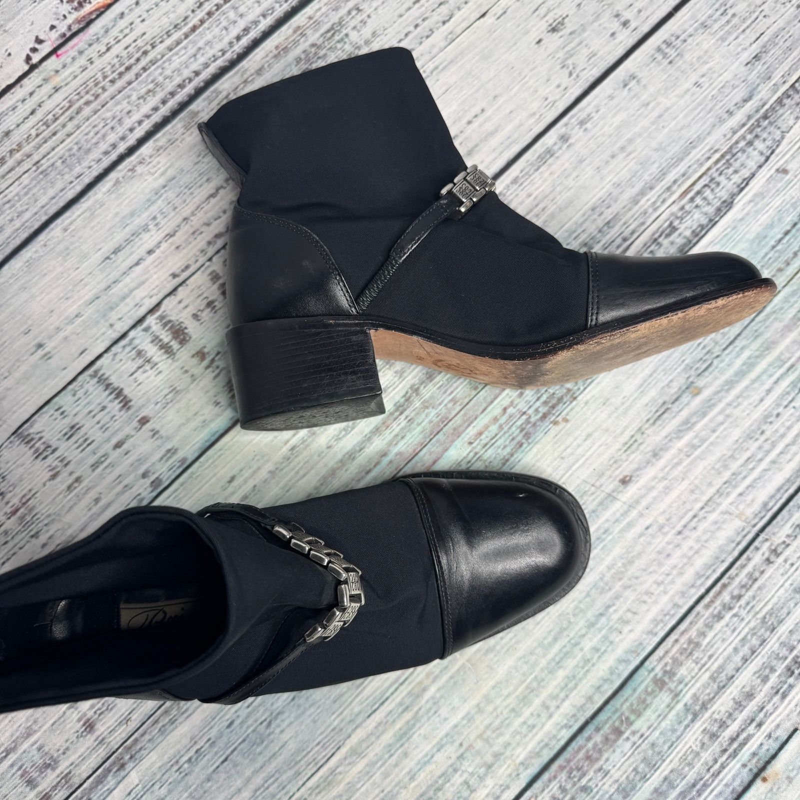 Brighton Brighton Black Leather & Fabric Ankle Boots Silver Buckle 6 Size US 6 / IT 36 - 5 Thumbnail