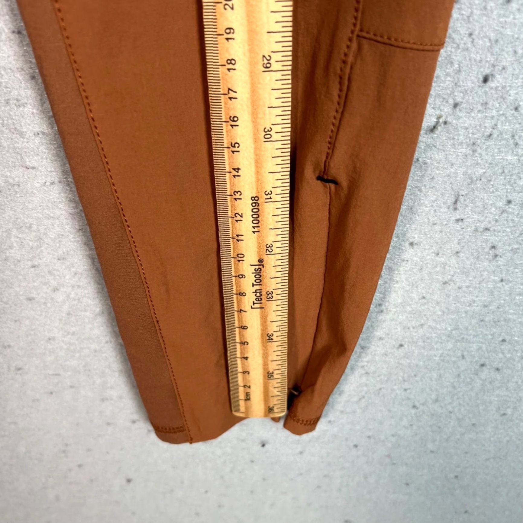 Everlane Everlane Womens Pant Jogger 26 x 27 Recycled Nylon Blend Brown E2 Regular Inseam 27 Tapered Front High Rise Sportswear Size 26" / US 2 / IT 38 - 7 Thumbnail