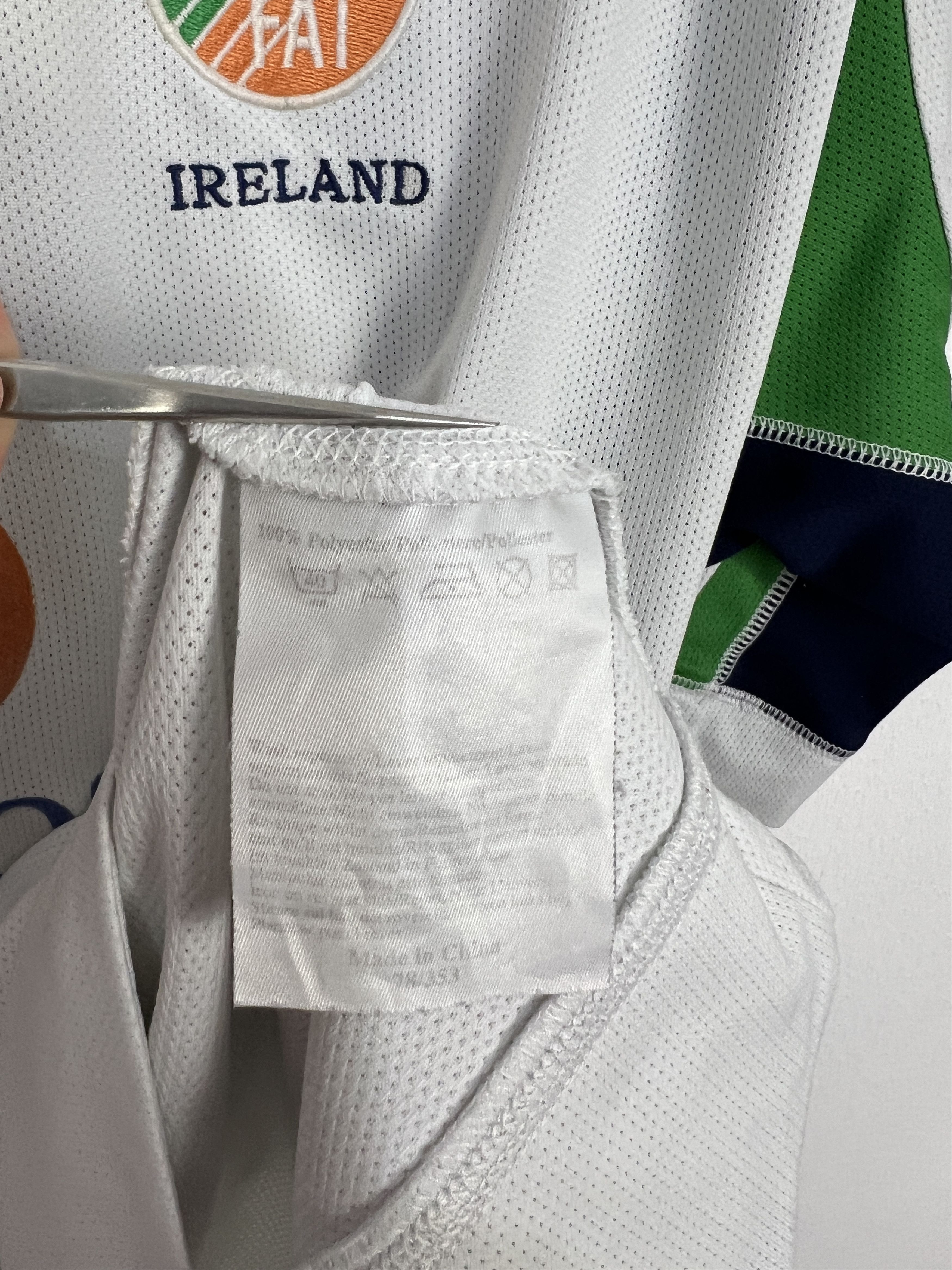 Umbro Vintage 90's Umbro Republic Of Ireland Football Train Shirt Size US XXL / EU 58 / 5 - 7 Thumbnail