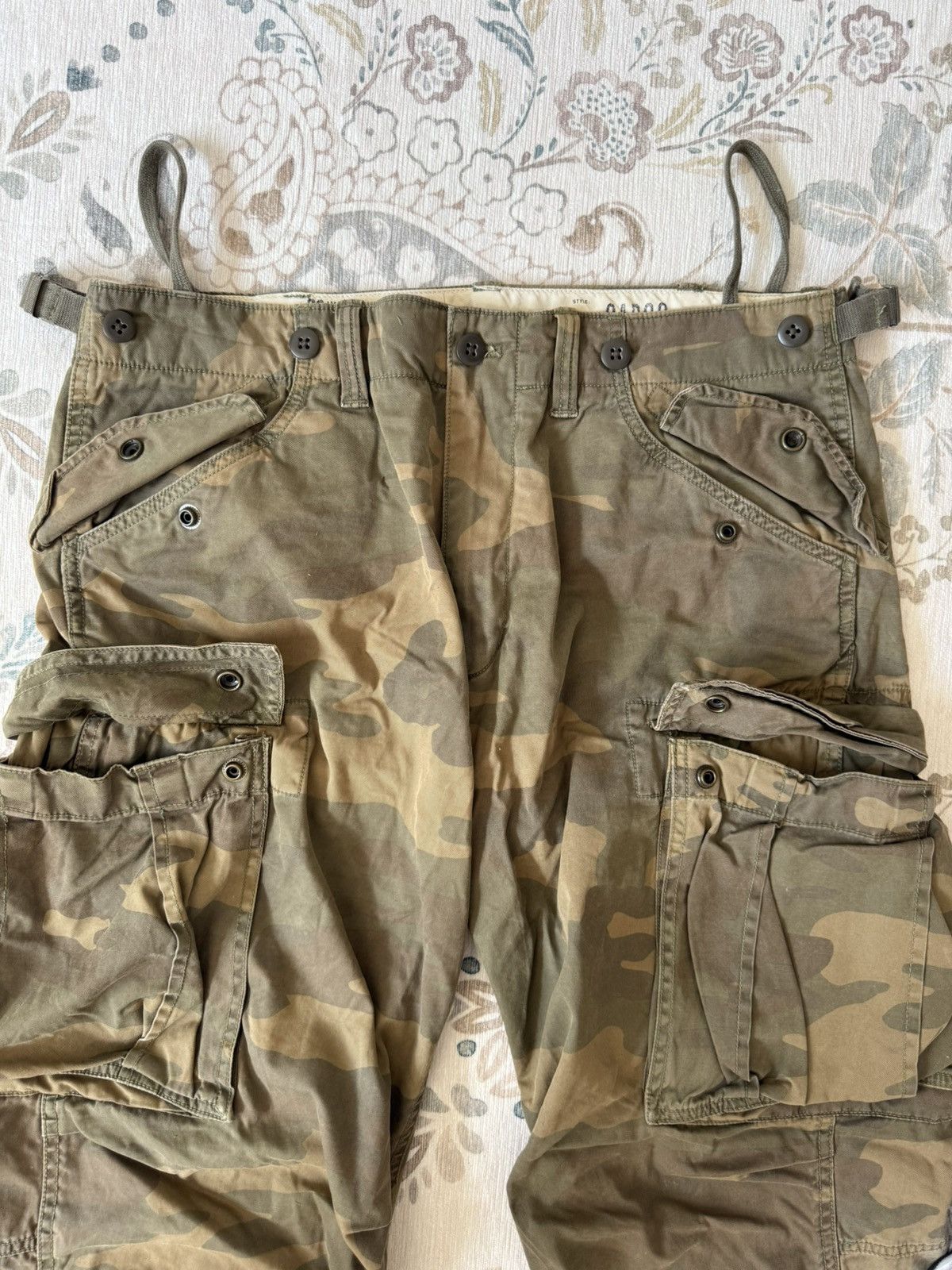 Other Vintage Camo Cargo Military Pants With Adjustable Straps Size US 33 - 4 Thumbnail