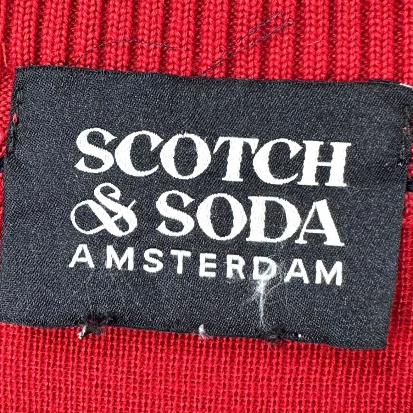Scotch & Soda Scotch & Soda Merino Wool Blend Sweater Crewneck Mens Medium Red Shoulder Patch Size US M / EU 48-50 / 2 - 4 Thumbnail