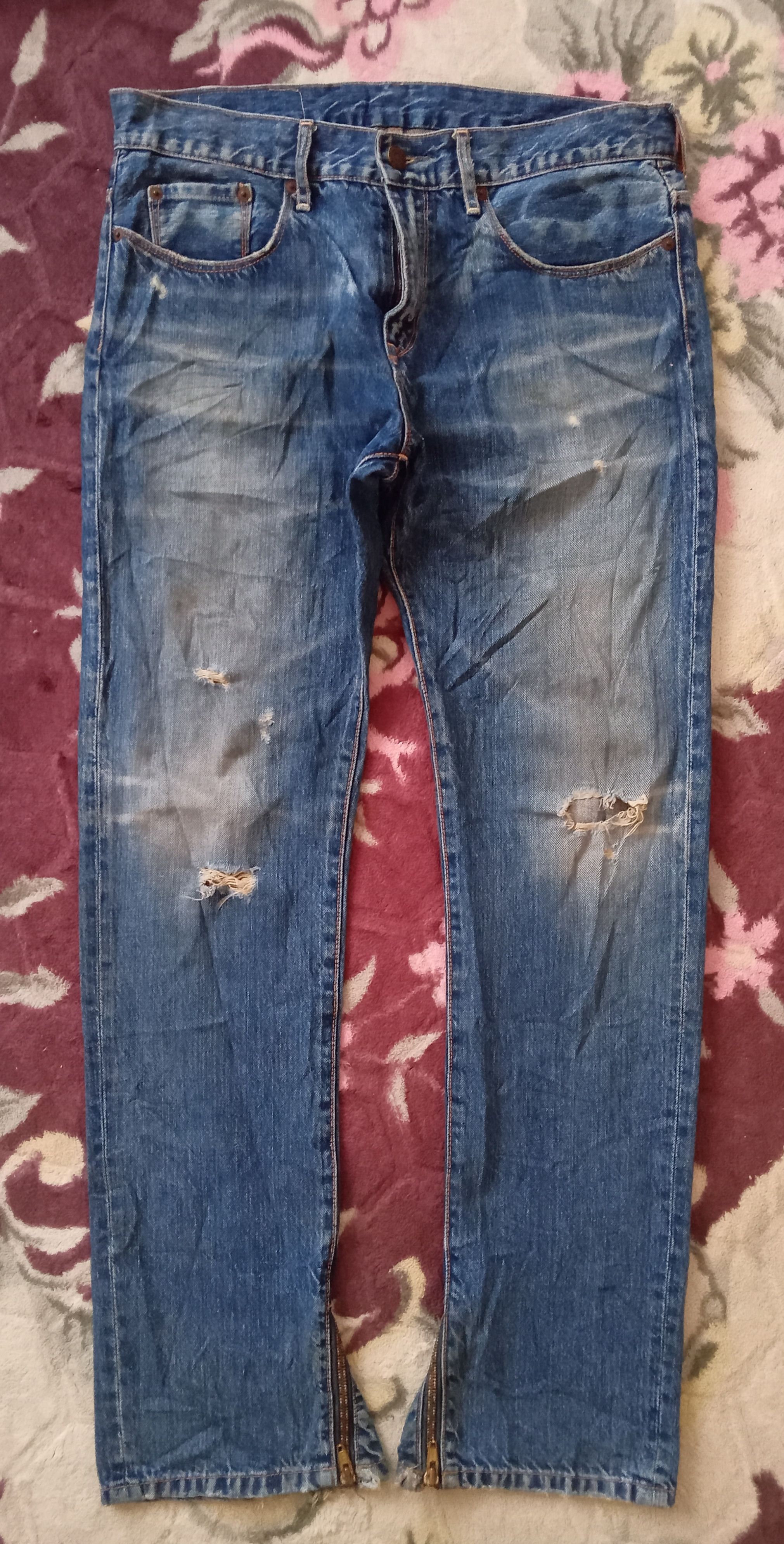 Japanese Brand RNA inc Distressed Jeans Size US 33 - 2 Thumbnail