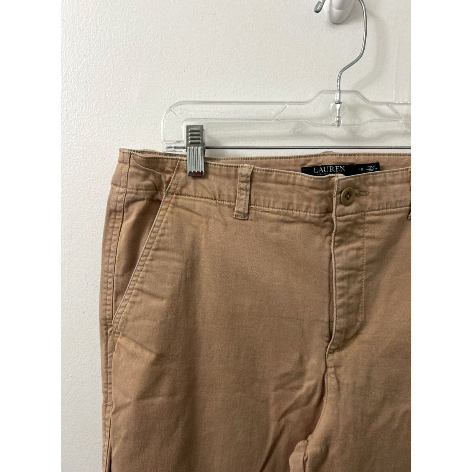 Ralph Lauren VINTAGE? No – Lauren Ralph Lauren Pants Women 12 Chino Straight Leg Beige Khaki 34x27 Stretch Comfort Easy Care YKK Buttons Zip Fly Workwear Casual Size 34" / US 12 / IT 48 - 4 Thumbnail