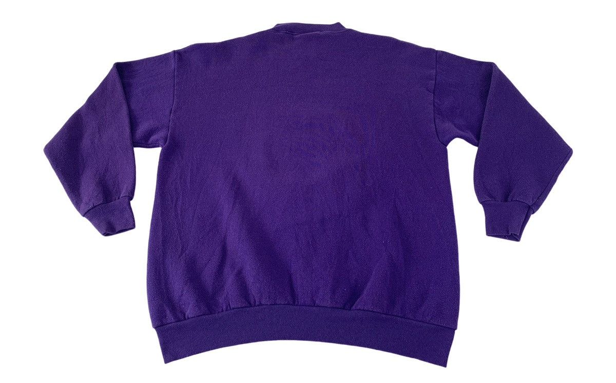 Disney 90s Disney Winnie The Pooh Big Screen Logo Crewneck Size US L / EU 52-54 / 3 - 8 Thumbnail