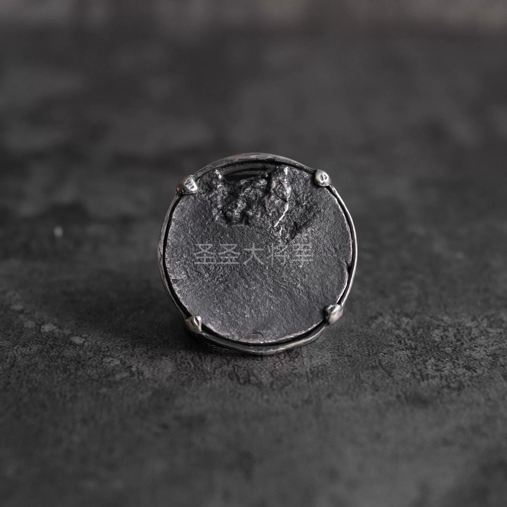 DETAJ Detaj Broken Eroded Dark Slvr Mirror Ring 12+14+20 Size ONE SIZE - 2 Thumbnail