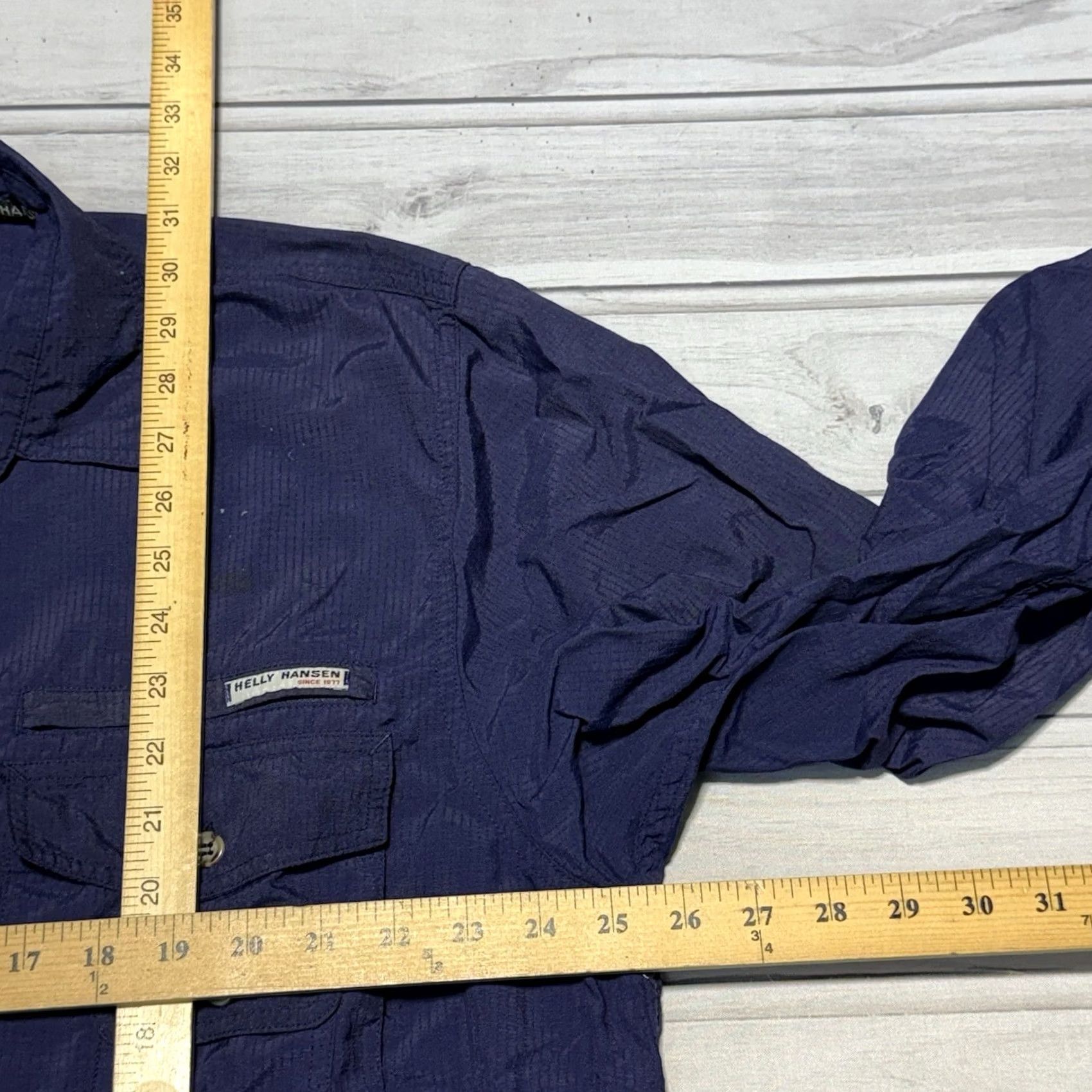 Helly Hansen VINTAGE Helly Hansen Shirt Mens XL Blue Button Up Long Sleeve Pockets Outdoor Nylon Size US XL / EU 56 / 4 - 6 Thumbnail