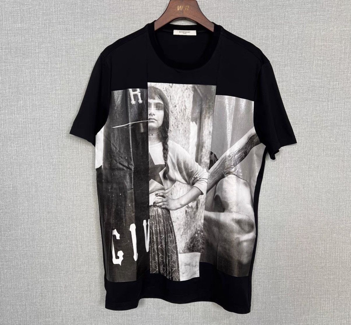 Givenchy Givenchy Black Mosaic / Distorted Girl Print Short Size US XS / EU 42 / 0 - 1 Thumbnail