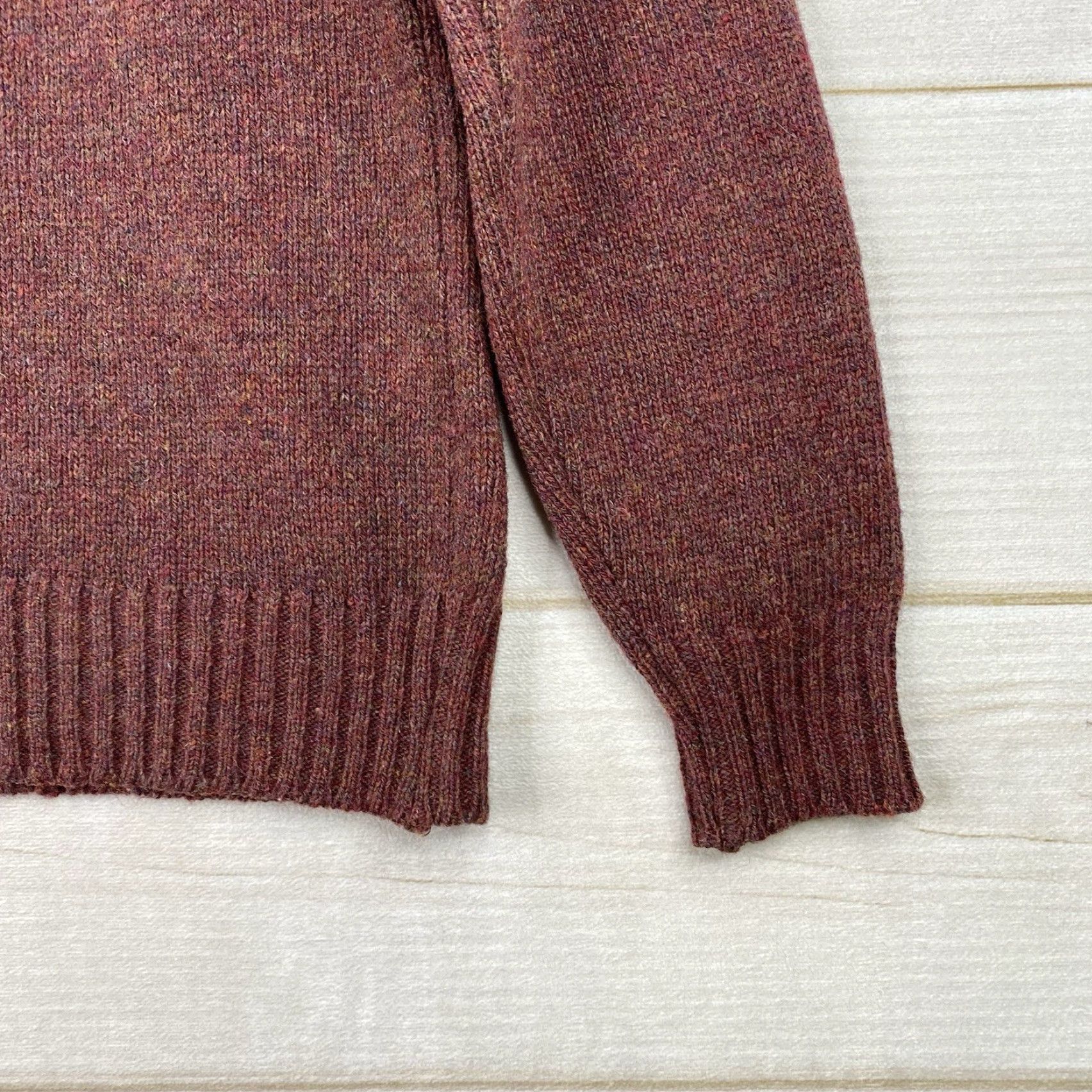 Vintage VINTAGE City Casuals Sweater Polo Logo Embroidered 3-D Knit Wool Blend M Burgundy Red Geometric 1980s Mens Size US M / EU 48-50 / 2 - 2 Thumbnail