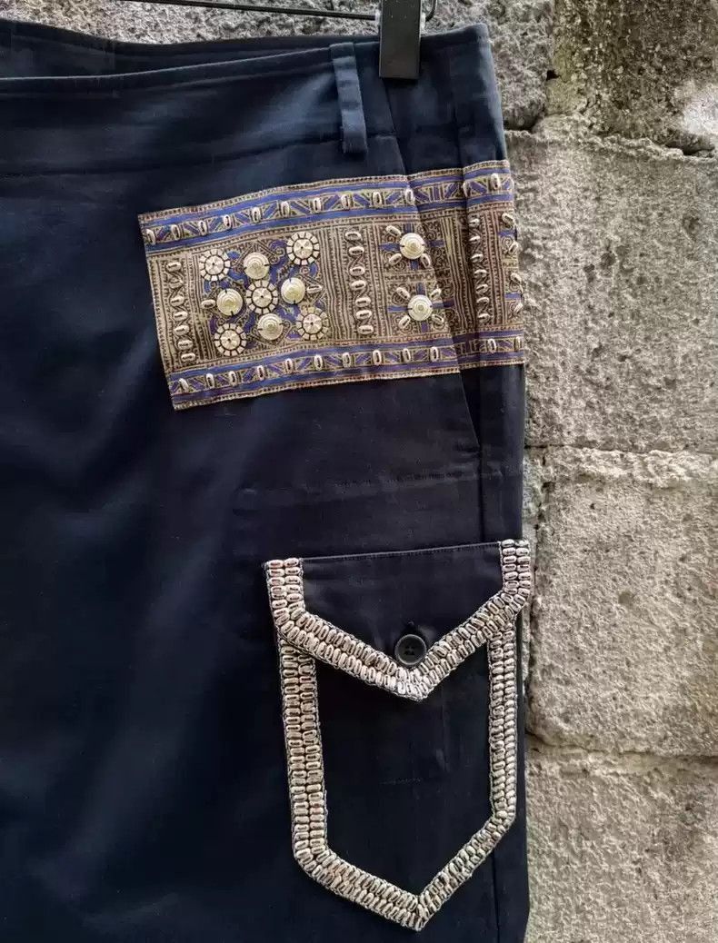 Dries Van Noten Dries Van Noten Dries van noten Heavy industry manual bead Size US 30 / EU 46 - 5 Thumbnail