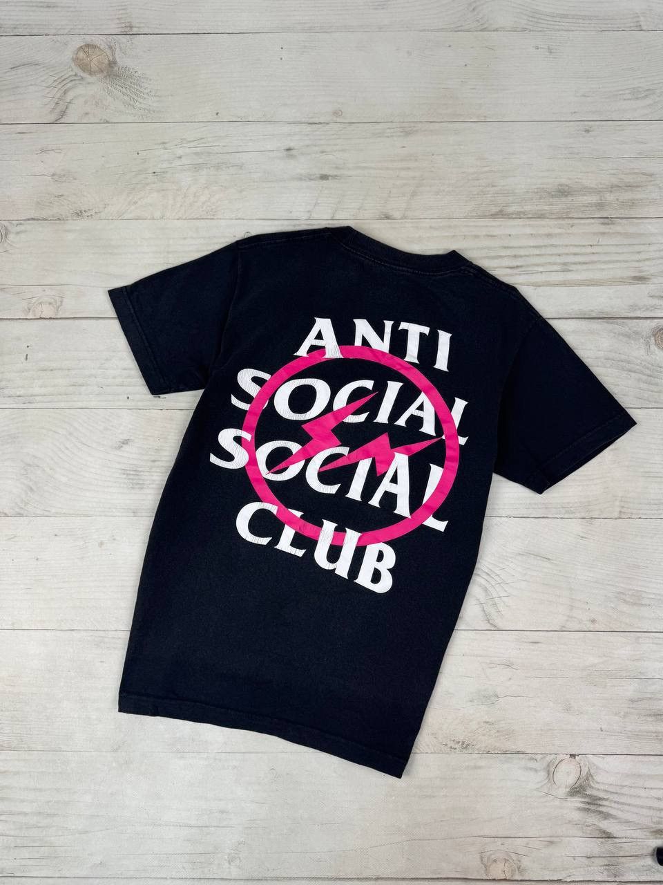 Anti Social Social Club Anti Social Social Club x Fragment Pink Bolt T Shirt Tee Size US S / EU 44-46 / 1 - 1 Thumbnail