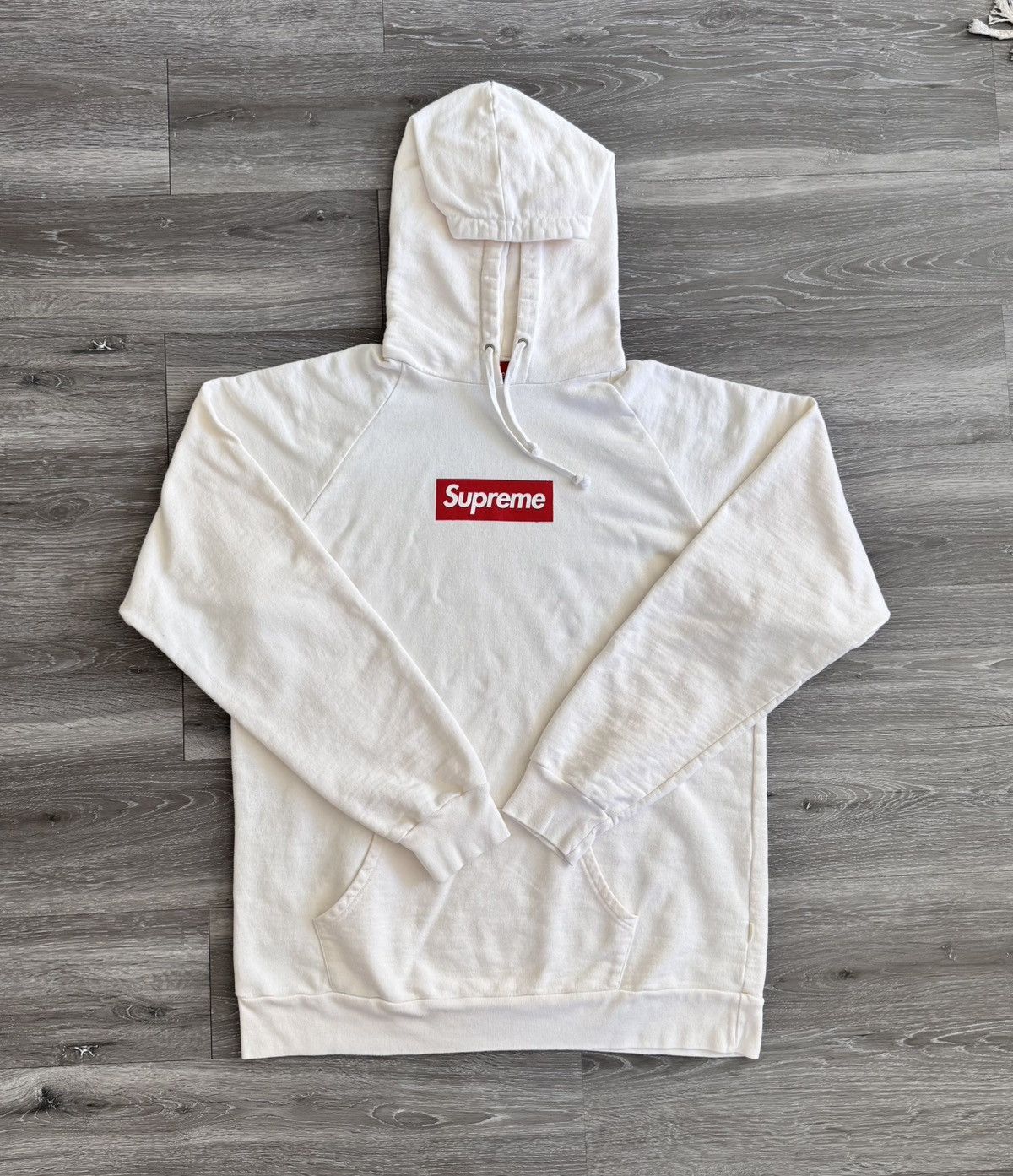 Supreme Supreme Cream Screenprint Box Logo 2006 Size US XL / EU 56 / 4 - 2 Thumbnail