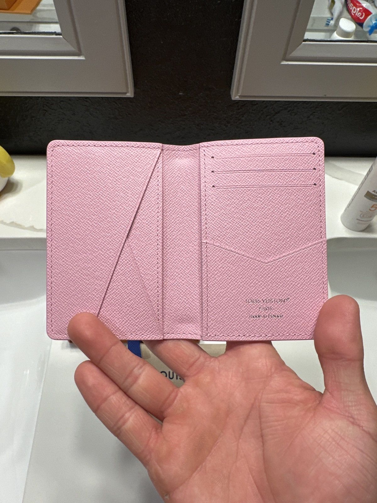 Louis Vuitton Louis Vuitton Skate Pocket Organizer Size ONE SIZE - 3 Thumbnail