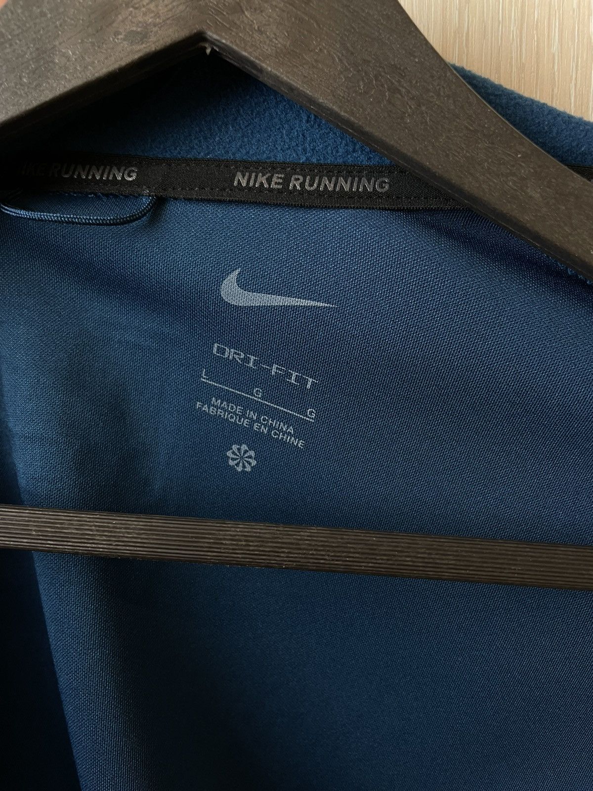 Nike Nike Dri-FIT Swoosh Running Jacket Size L / US 10 / IT 46 - 6 Thumbnail