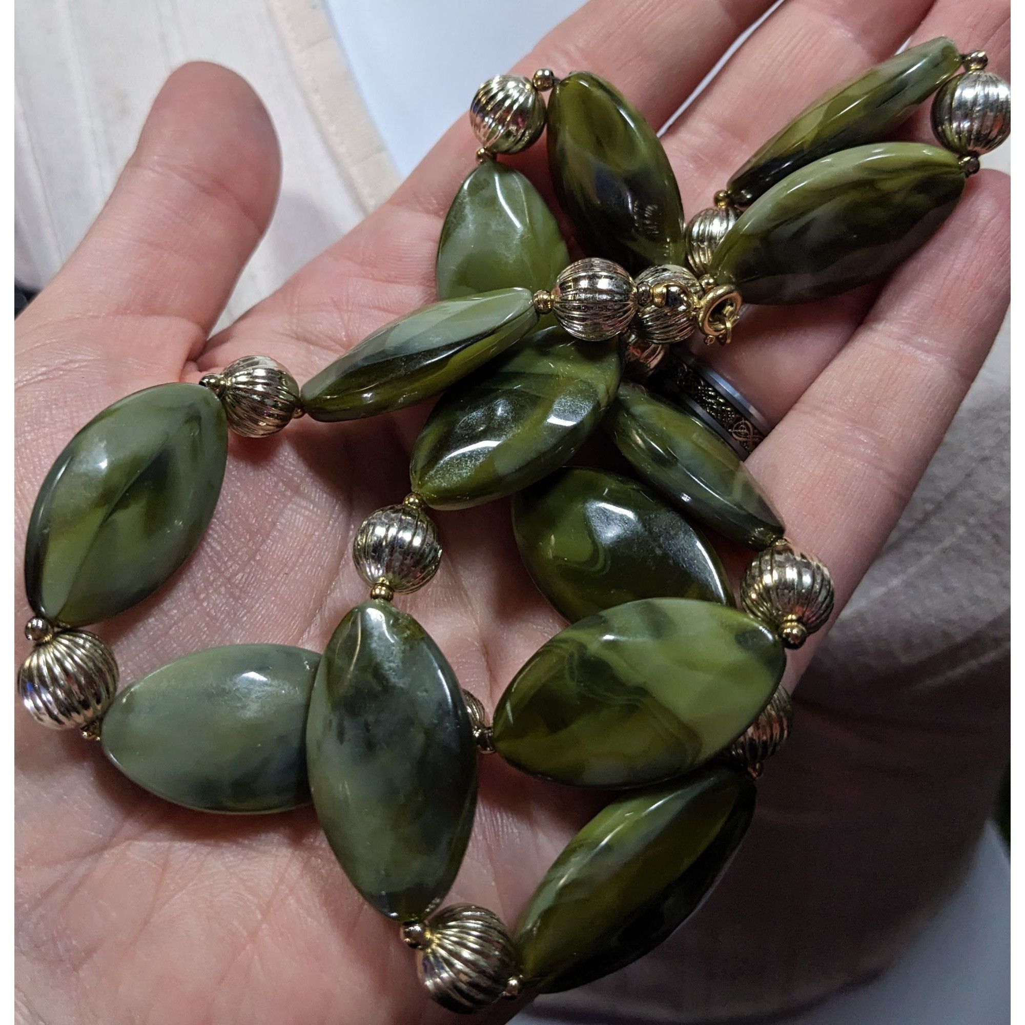 Other Retro Mottled Green And Silver Tone Beaded Necklace Size ONE SIZE - 5 Thumbnail