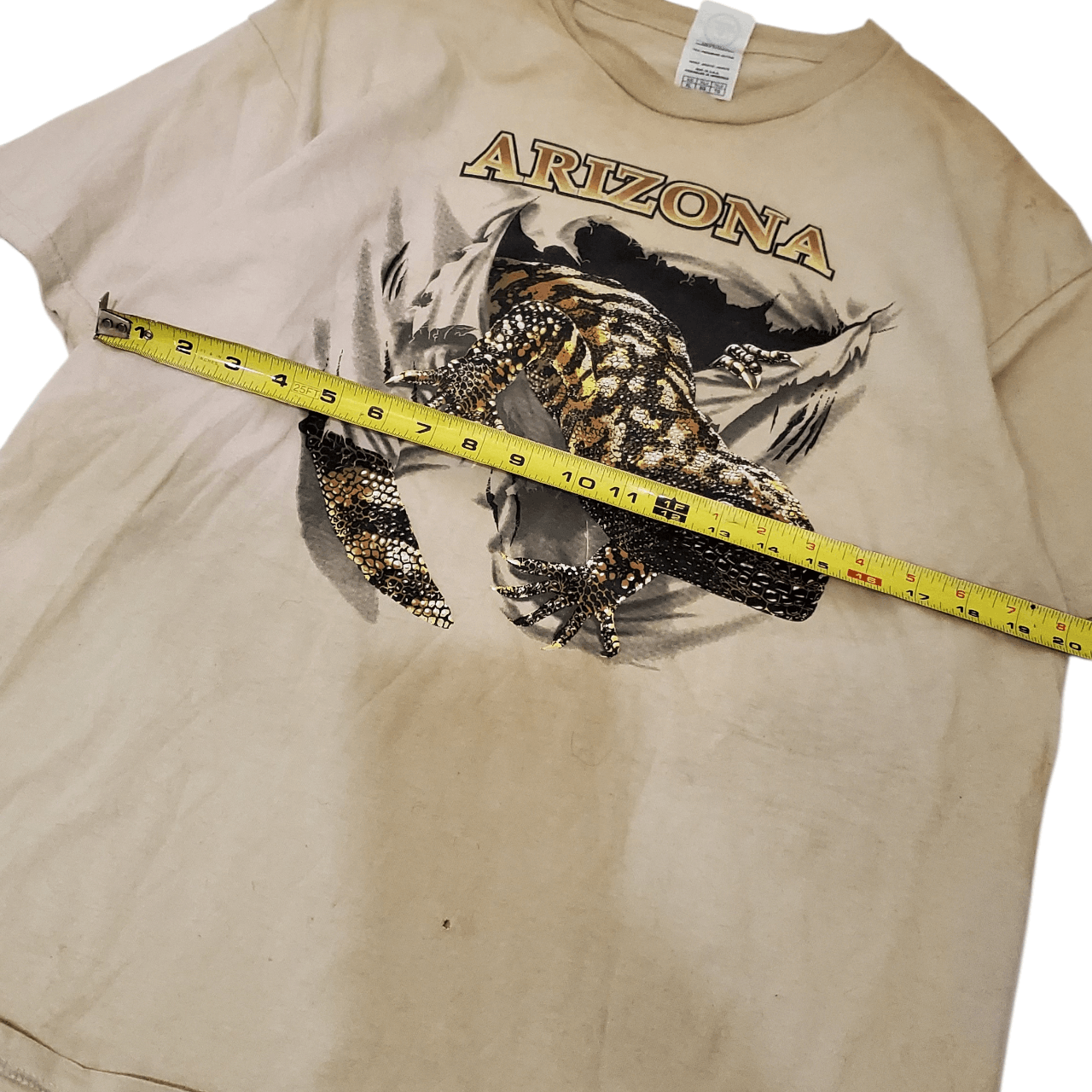 Vintage Y2K Arizona Komodo Dragon T-Shirt Size US XL / EU 56 / 4 - 5 Thumbnail