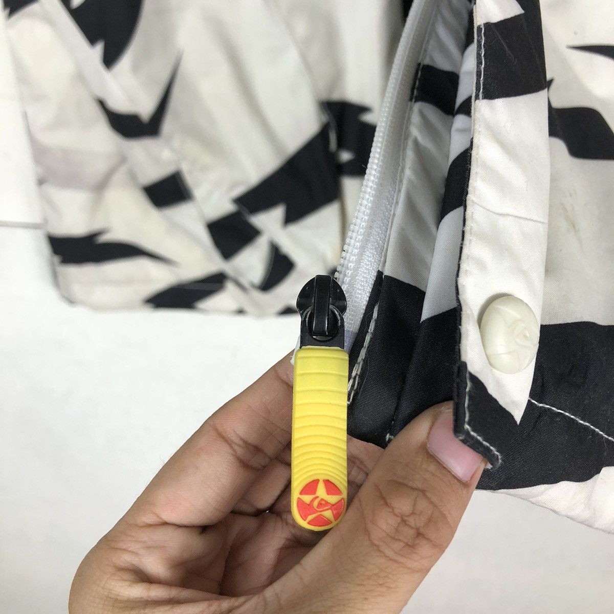 Japanese Brand 🔥Vintage Quicksilver Hunting Jacket Cargo Pocket Size US M / EU 48-50 / 2 - 15 Thumbnail