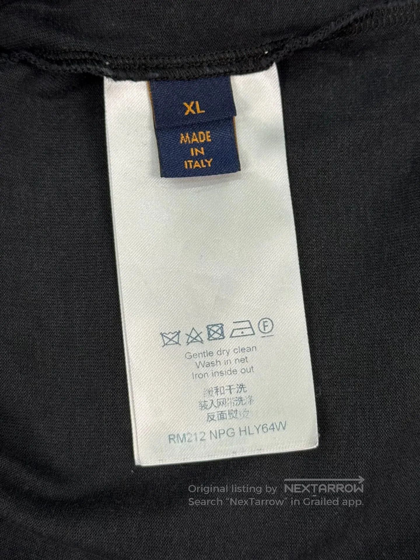 Louis Vuitton louis vuitton embossed logo black t-shirt xl. Size US XL / EU 56 / 4 - 8 Thumbnail