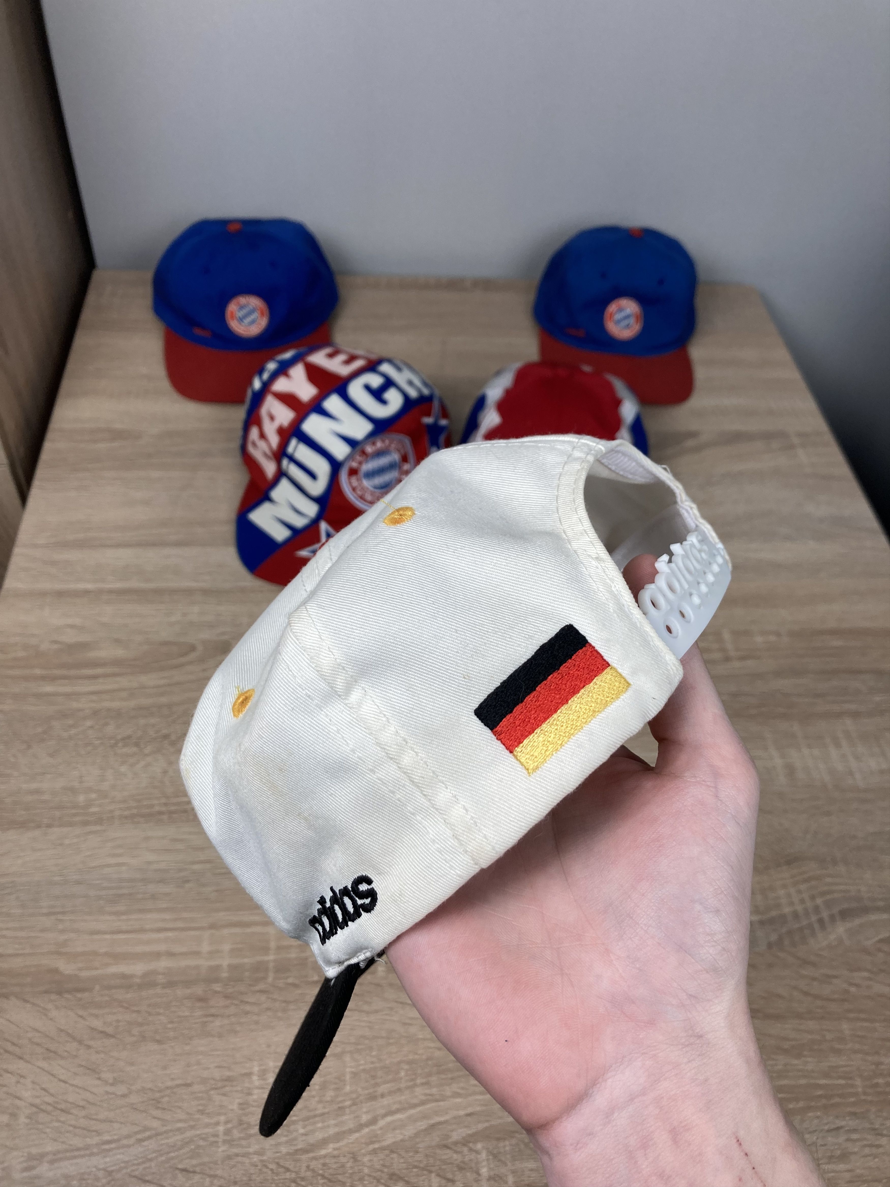 Sports Specialties × Vintage Collection of Caps German Bundesliga Team Bayern Munich 70s+ Size ONE SIZE - 10 Thumbnail