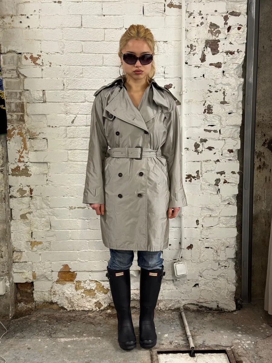 Prada AW2009 Prada Grey Buttoned Classy Trench Coat Size US XS / EU 42 / 0 - 1 Thumbnail
