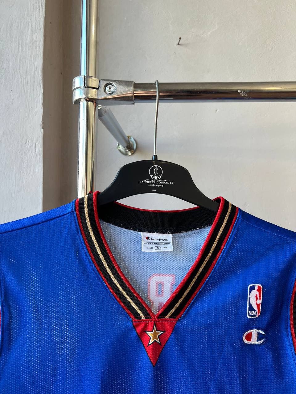 NBA VINTAGE PHILADELPHIA 76ERS #3 IVERSON BASKETBALL JERSEY SZ S Size US S / EU 44-46 / 1 - 4 Thumbnail