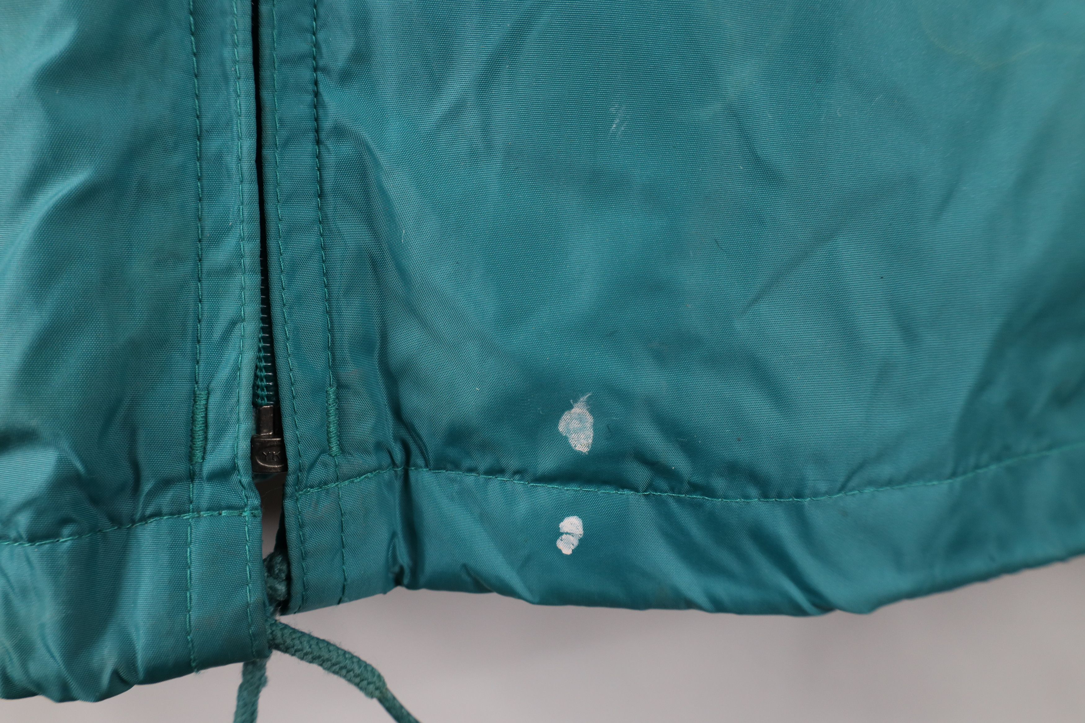 Vintage × Woolrich Woolen Mills Vintage 90s Woolrich Blank Hooded Windbreaker Jacket Green Size US L / EU 52-54 / 3 - 4 Thumbnail