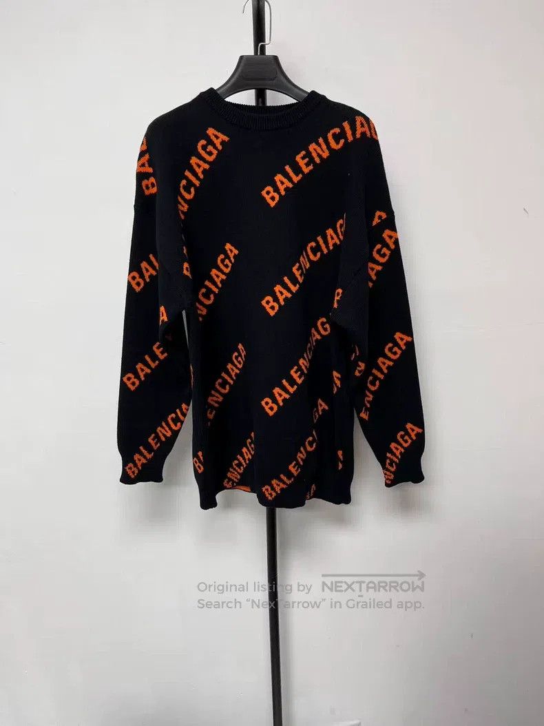 Balenciaga Balenciaga Full Print Logo Round Neck Long Sleeve Pullover Size XS / US 0-2 / IT 36-38 - 1 Thumbnail