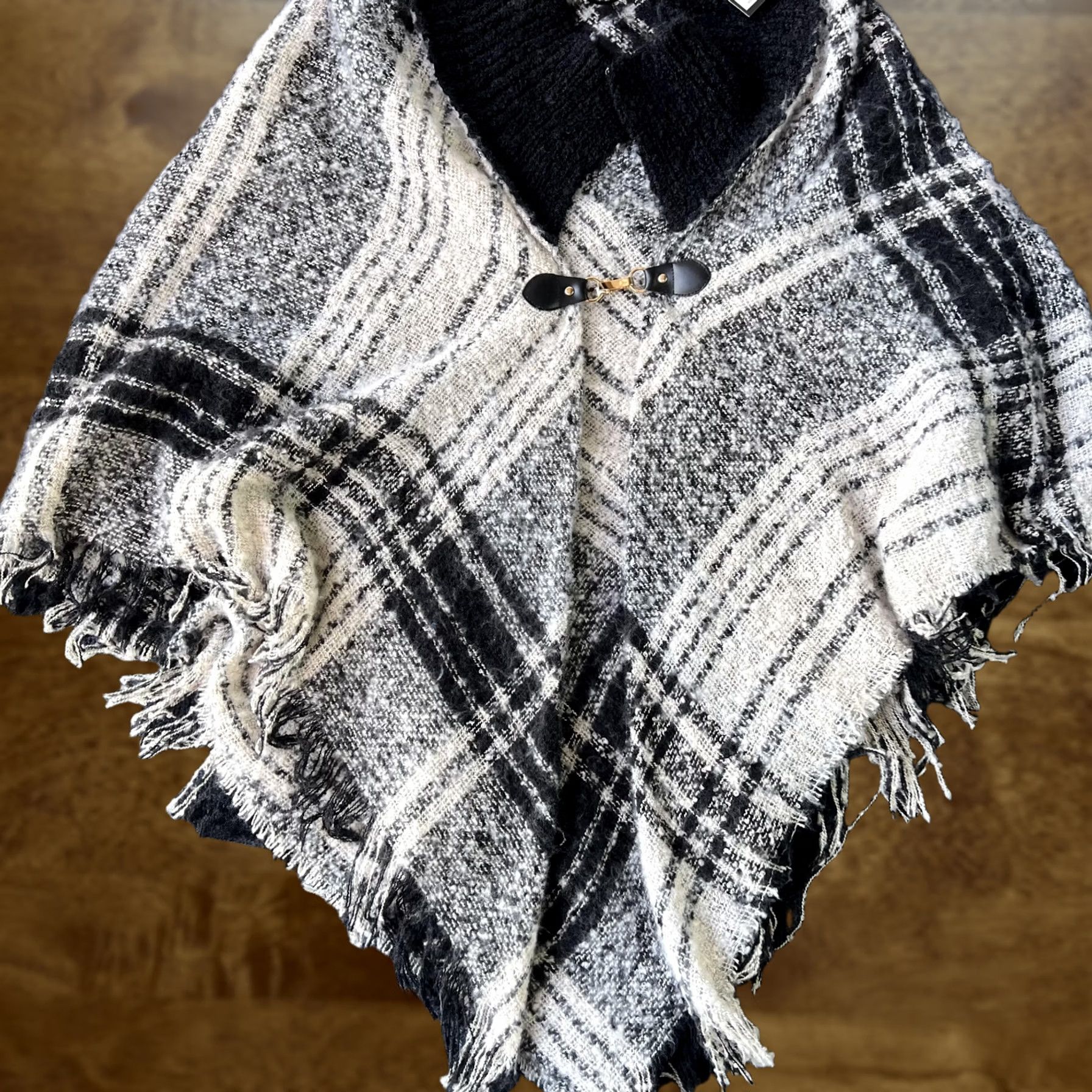 Nine West Nine West Poncho Womens One Size Black White Plaid Toggle Knit Fringe Shawl Size ONE SIZE - 1 Thumbnail