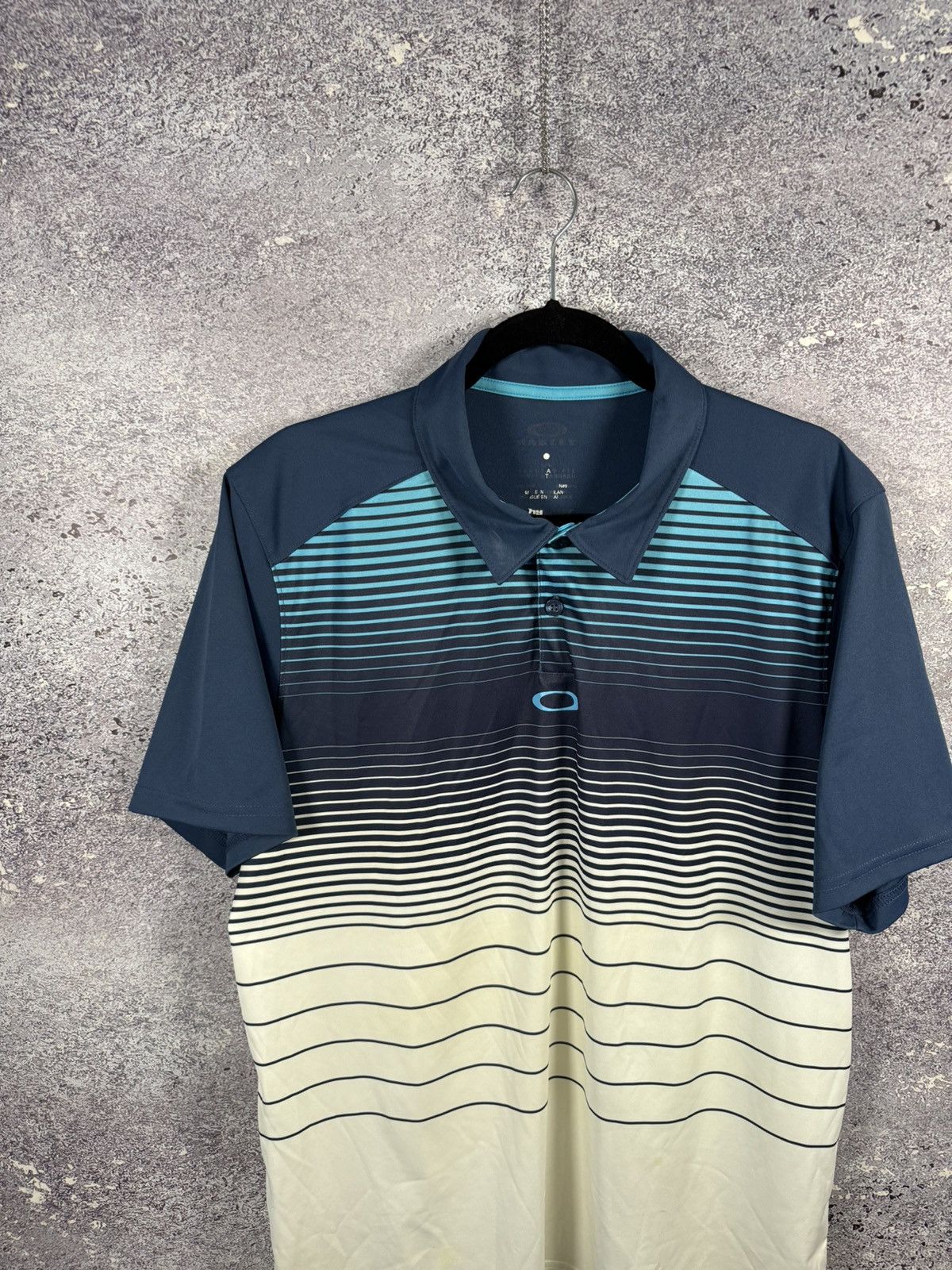 Oakley × Vintage Vintage Oakley Center Logo Stripped Blue Men’s Polo Shirt Size US L / EU 52-54 / 3 - 3 Thumbnail