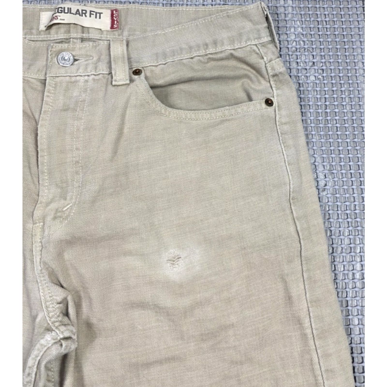 Levi's VINTAGE Levi's 505 Jeans Mens 33x34 Beige Regular Fit Distressed Skater 90s USA Classic Levi's 500 Series Jeans Mens Size US 33 - 7 Thumbnail
