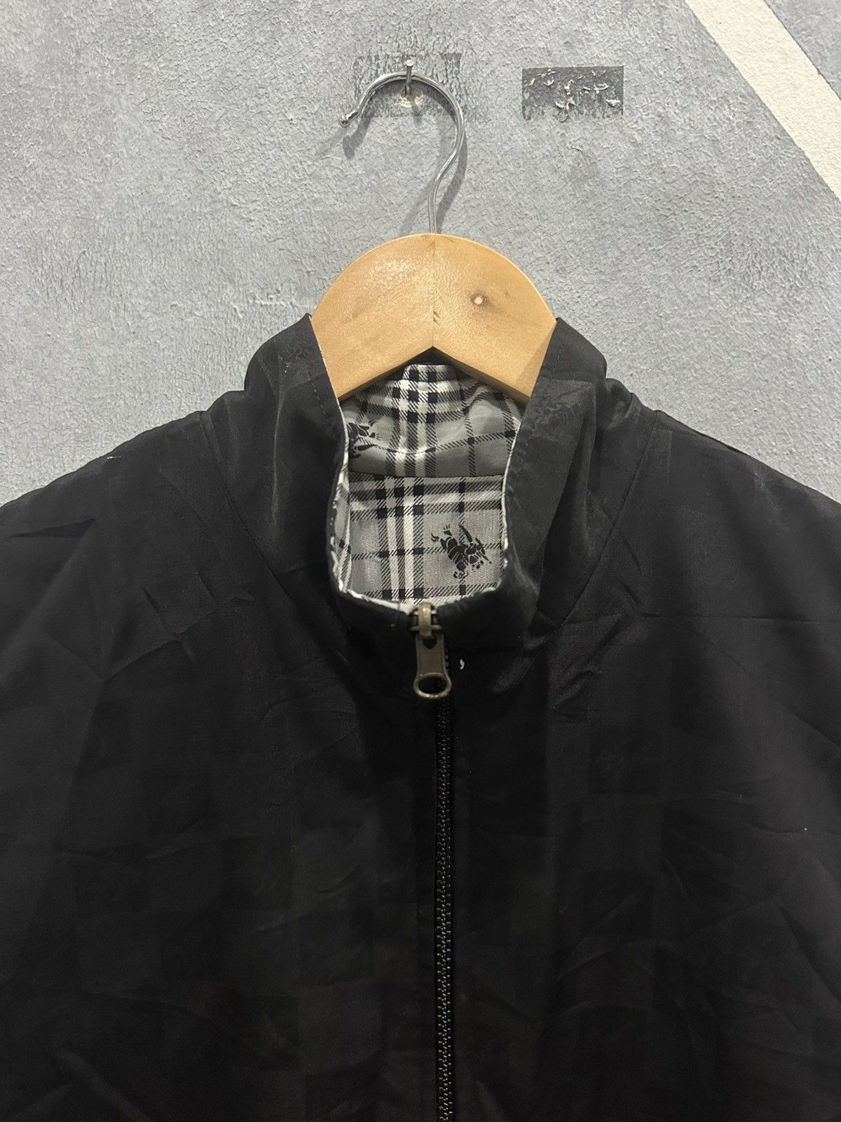 Burberry Burberry Monogram Vest Jacket Size US M / EU 48-50 / 2 - 3 Thumbnail