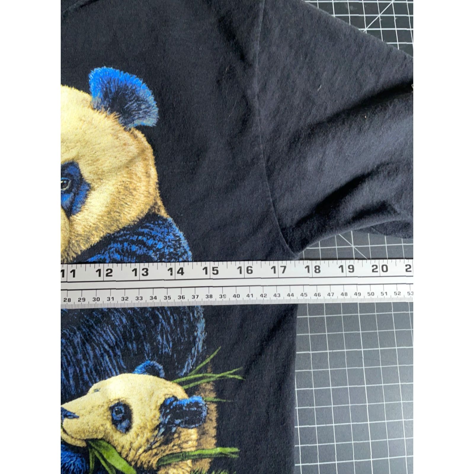 Vintage VINTAGE 90s Las Vegas Panda T-Shirt Adult Small Black Cotton Oneita Crew Neck Short Sleeve Graphic Print Men’s Size US S / EU 44-46 / 1 - 5 Thumbnail