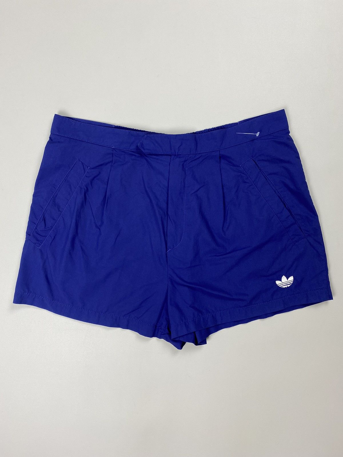 Adidas VTG Adidas Originals men’s short size 34" Size US 34 / EU 50 - 1 Thumbnail