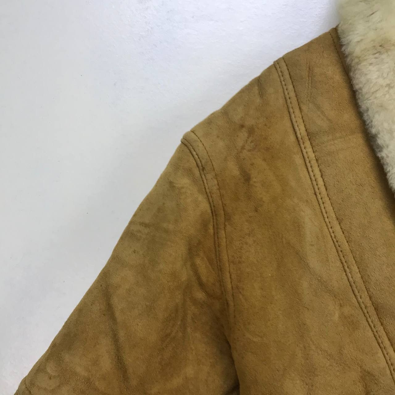 Genuine Leather Vintage Wind Armor Military Style Sheepskin Sherling Coat Size US M / EU 48-50 / 2 - 8 Thumbnail