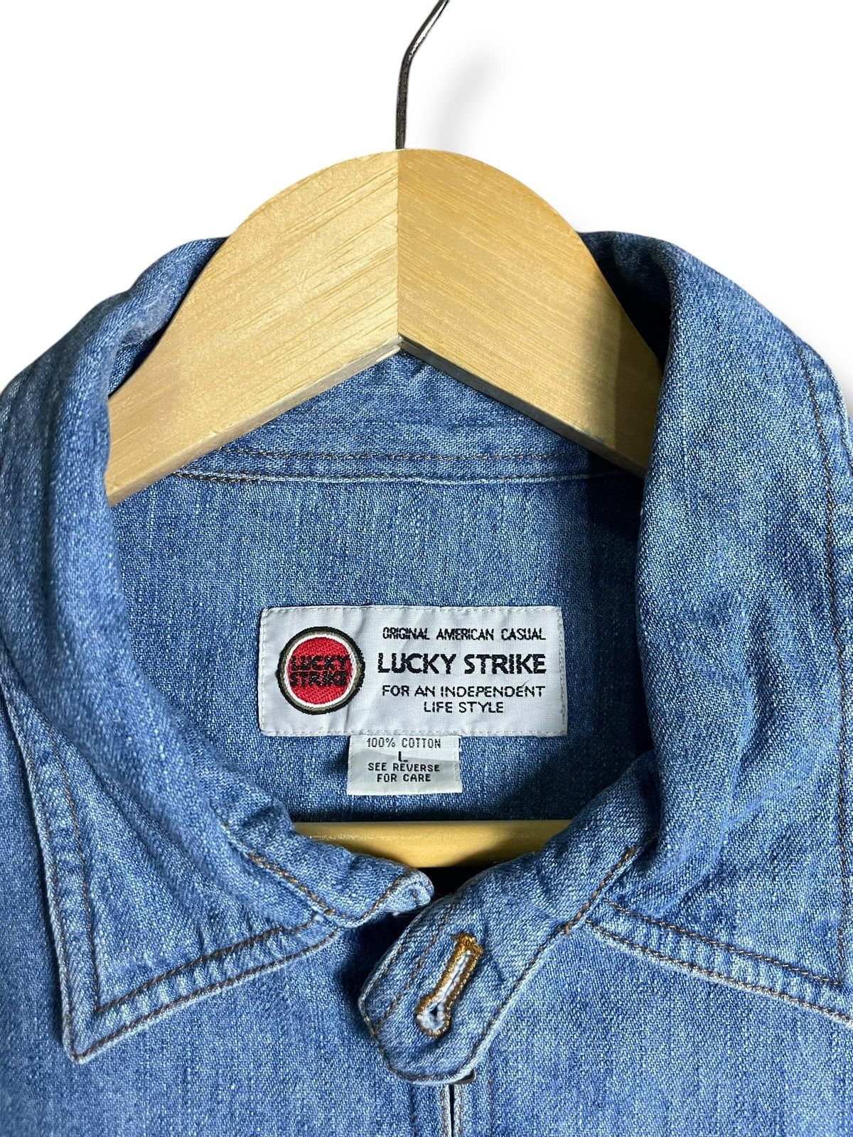 Japanese Brand × Vintage Lucky Strike Denim Bomber Jacket (25) Size US L / EU 52-54 / 3 - 5 Thumbnail