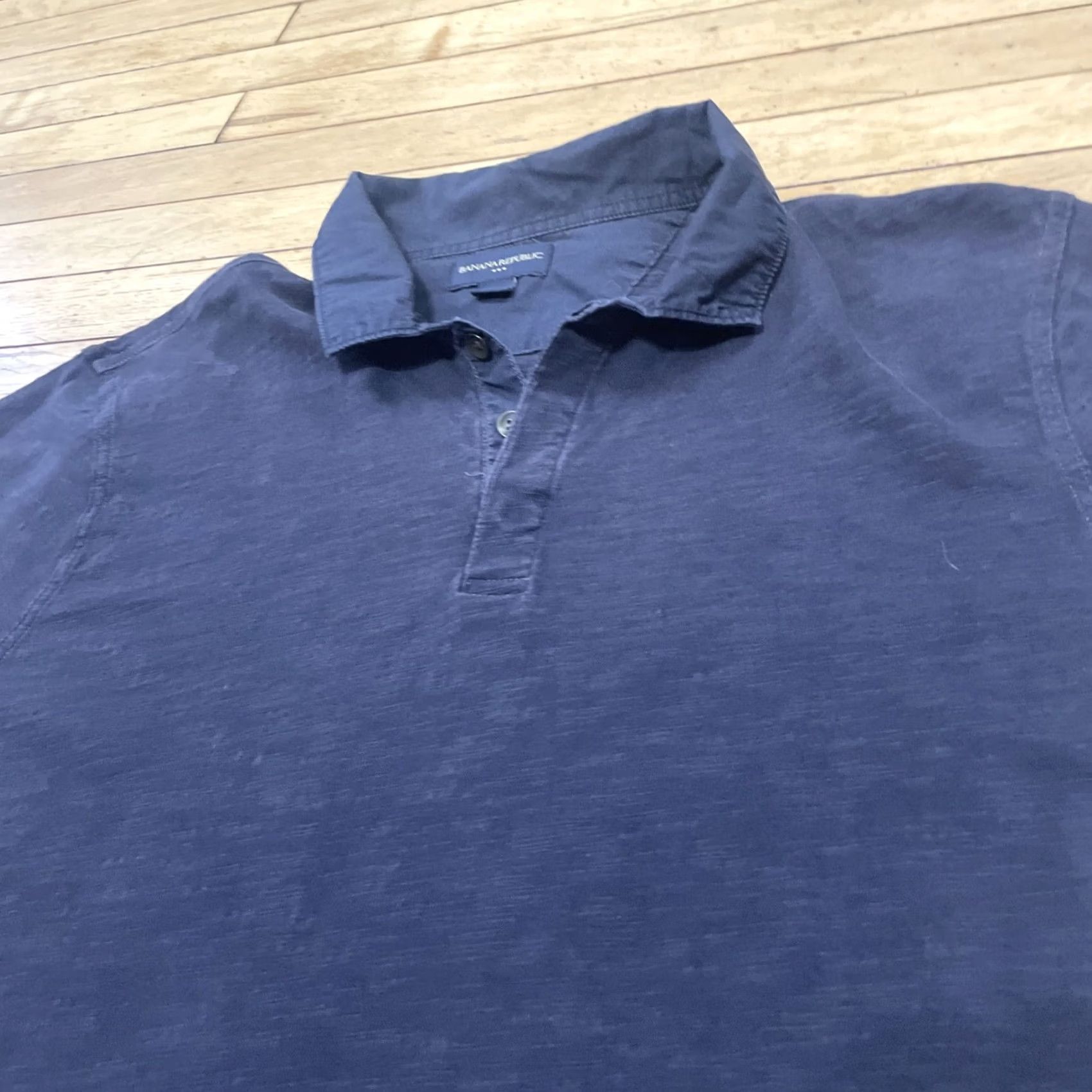 Banana Republic Banana Republic Polo Shirt Men L Navy Blue Light Button Business Casual Golf 42" Buttoned Polo Shirt Navy Blue Logo Classic Modern Preppy 42" Mens Size US L / EU 52-54 / 3 - 3 Thumbnail