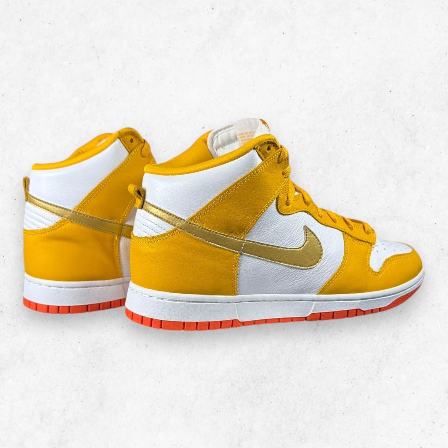 Nike New Nike Dunk High University Gold Orange Women Size 11 Size US 11 / IT 41 - 4 Thumbnail
