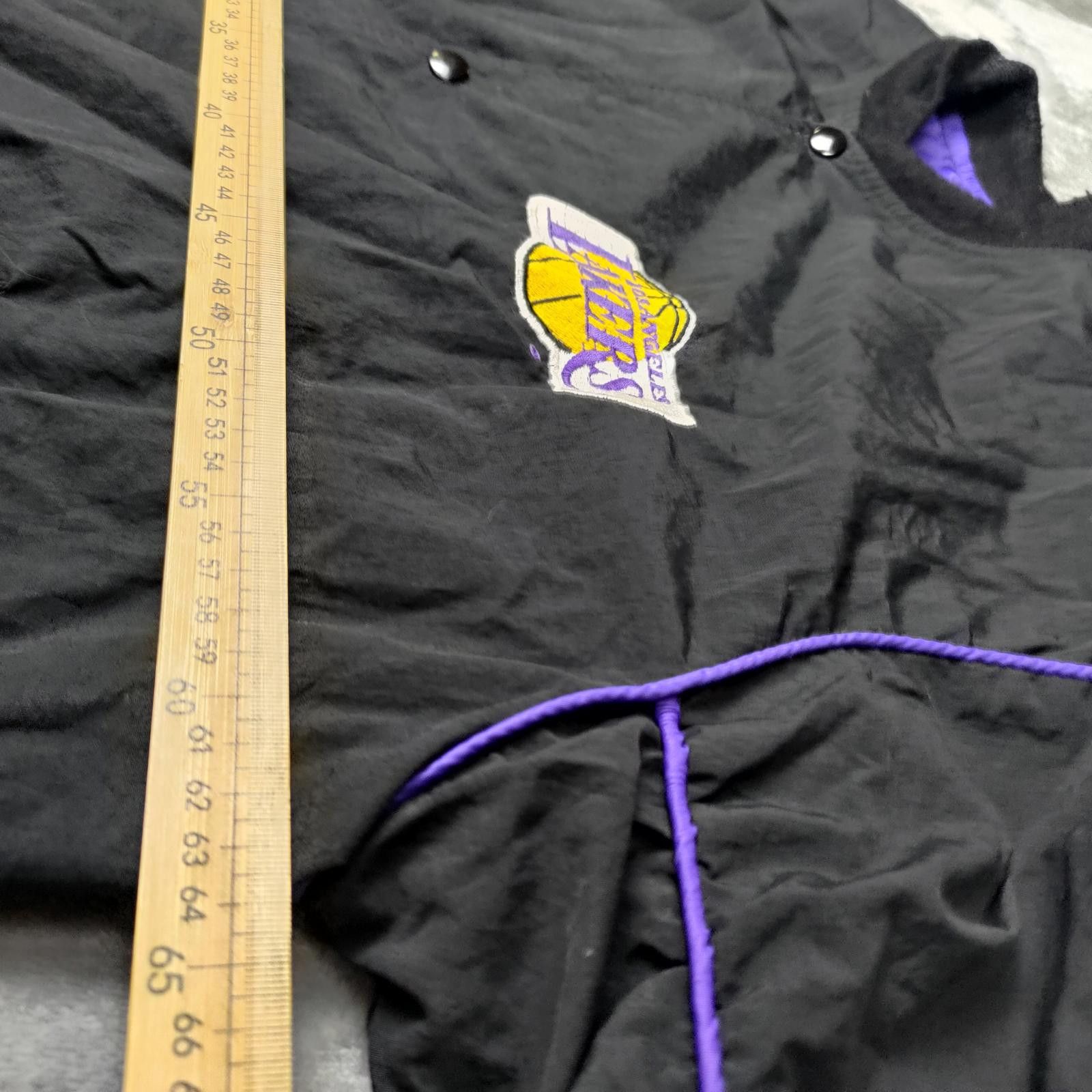 Starter Vintage Starter NBA Los Angeles Lakers Black Nylon Jacket Size US L / EU 52-54 / 3 - 5 Thumbnail